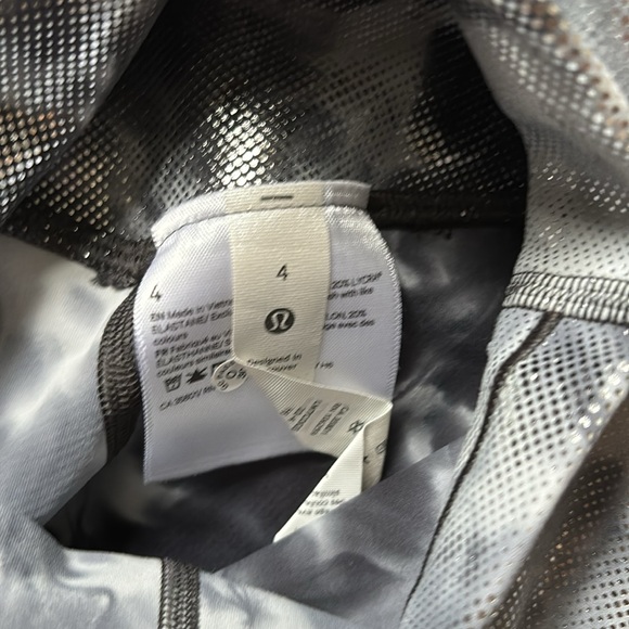 LULULEMON ALIGN HR SHORTS 8” *SHINE DIAMOND DYE STARLIGHT GRAPHITE GRAY FOIL NWT - Picture 8 of 9